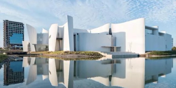 普利茲克建筑大師的浪漫杰作，混凝土竟然也能“此刻盡絲滑”？